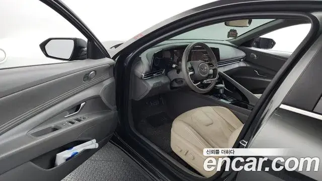 Hyundai The New Avante Hybrid 2023 — Şəkil 3/20