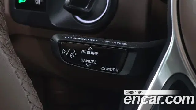 Porsche Cayenne 2021 — ფოტო 7/20
