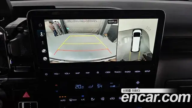 Hyundai Staria 2023 — Фото 15/20