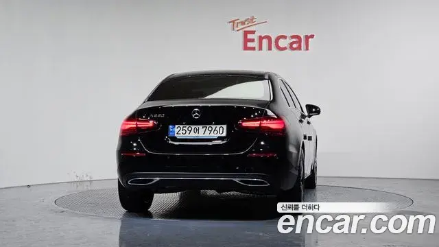 Mercedes-Benz A-Class 2024 — Photo 10/20