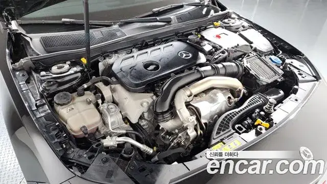 Mercedes-Benz A-Class 2024 — Photo 8/20