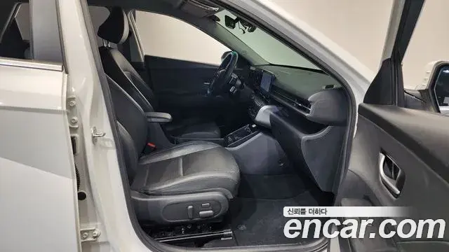 Hyundai Kona Hybrid 2024 — ფოტო 9/20