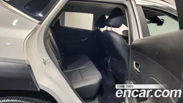Hyundai Kona Hybrid 2024 — ფოტო 5/20