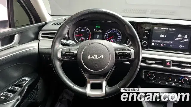 Kia K5 2021 — Фото 13/20