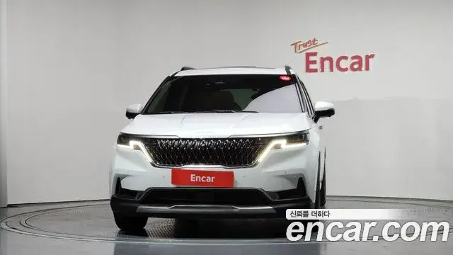 Kia Carnival 2023 — Photo 3/20