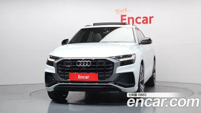 Audi Q8 2022 — Şəkil 6/20