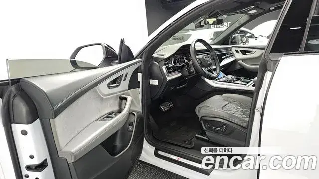 Audi Q8 2022 — Şəkil 5/20