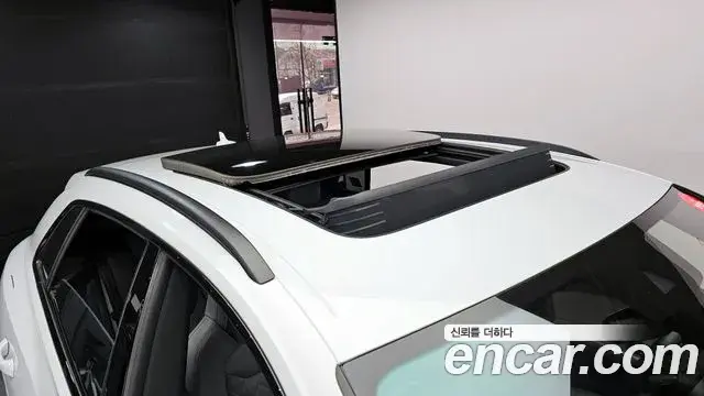 Audi Q8 2022 — Şəkil 1/20