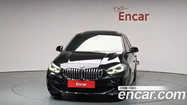 BMW 1 Series 2024 — Photo 17/20