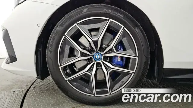 BMW i5 2025 — ფოტო 2/20