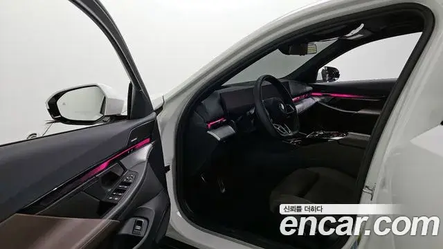 BMW i5 2025 — ფოტო 6/20