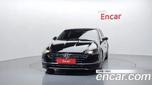 Hyundai Sonata 2019 — Фото 3/20