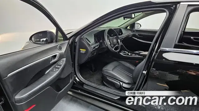 Hyundai Sonata 2019 — Фото 10/20