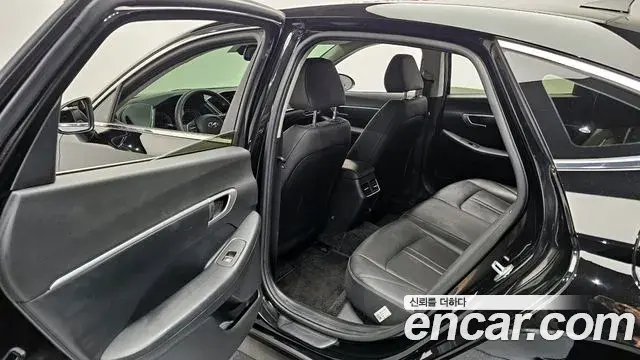 Hyundai Sonata 2019 — Фото 11/20