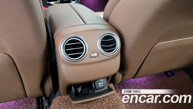 Mercedes-Benz E-Class 2018 — Photo 16/20
