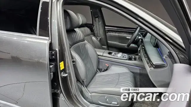 Genesis G90 2023 — Фото 12/20