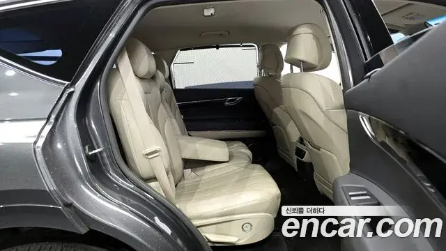 Genesis GV80 2020 — Photo 17/20
