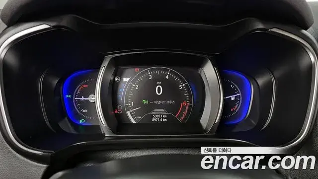 Renault Samsung QM6 2022 — ფოტო 18/20