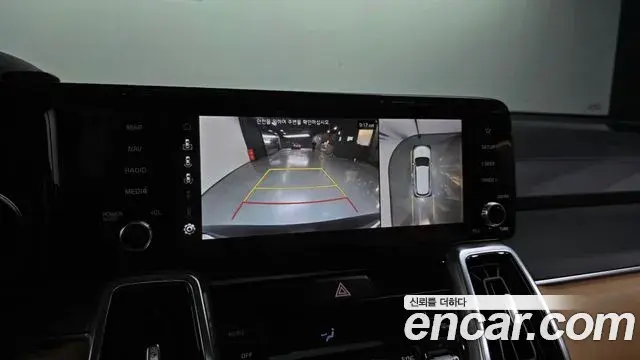 Kia Sorento 2020 — Фото 14/20