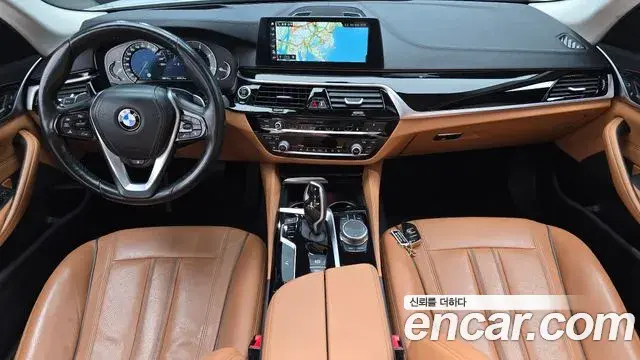 BMW 5 Series 2018 — Şəkil 6/20