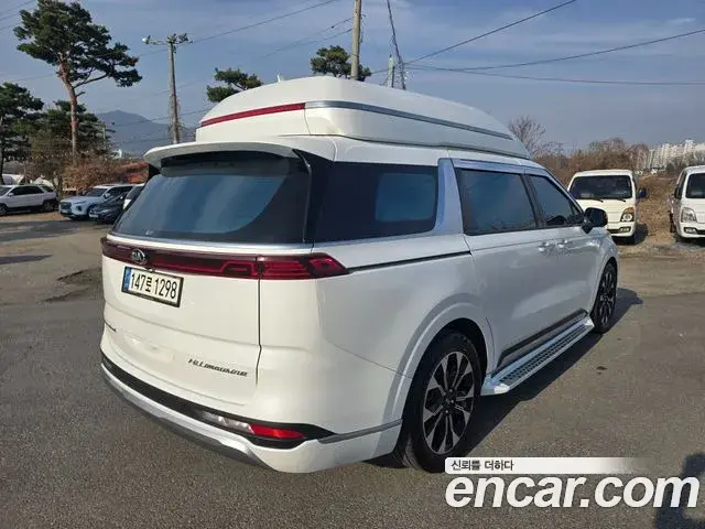 Kia Carnival 2021 — Photo 17/20