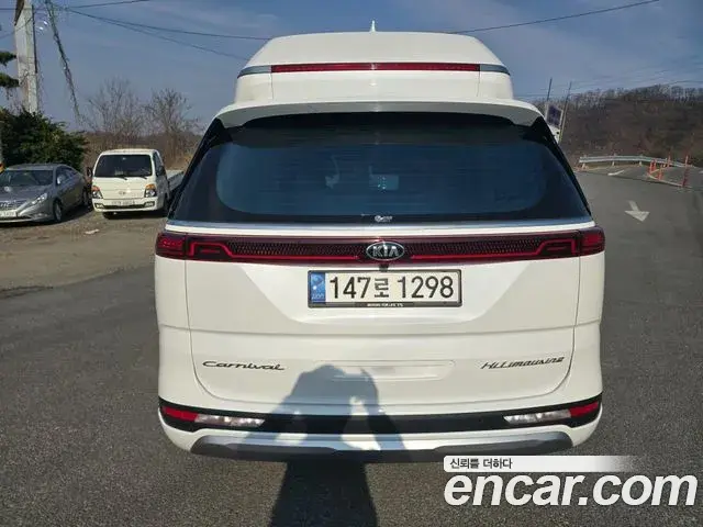 Kia Carnival 2021 — Photo 4/20