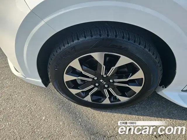 Kia Carnival 2021 — Photo 20/20