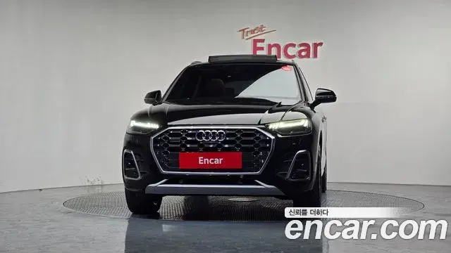 Audi Q5 2021 — Фото 2/20