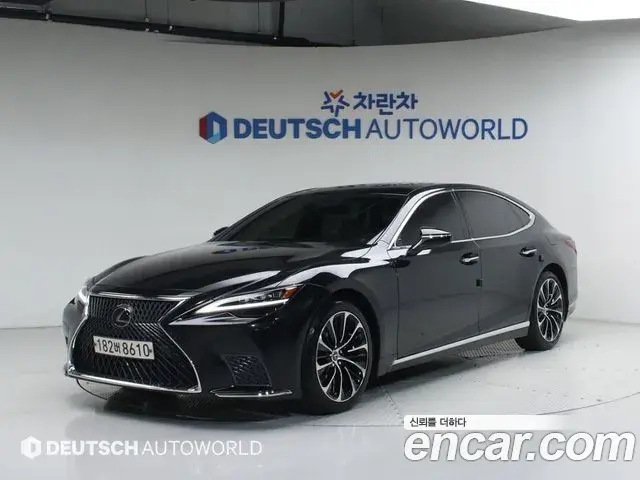 Lexus LS500 2021 — Photo 6/20