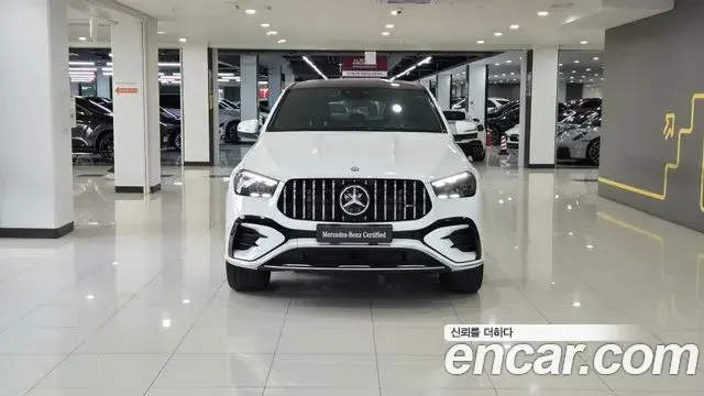 Mercedes-Benz GLE-Class 2025 — Photo 10/20