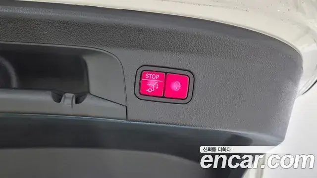Mercedes-Benz GLE-Class 2025 — Photo 7/20