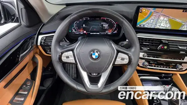BMW 5 Series 2021 — Фото 13/20