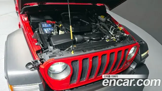 Jeep Wrangler 2021 — ფოტო 19/20