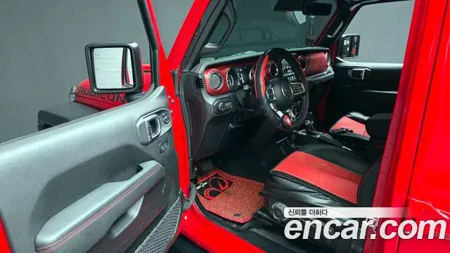 Jeep Wrangler 2021 — ფოტო 4/20