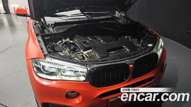 BMW X6 2018 — Şəkil 15/20