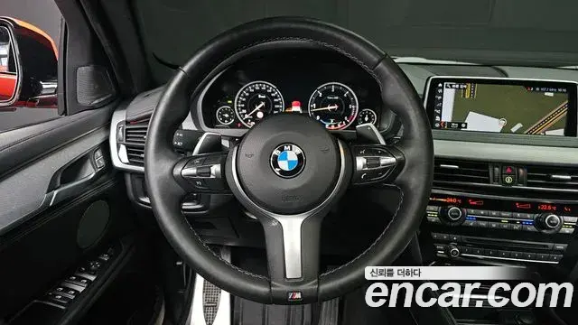 BMW X6 2018 — Şəkil 13/20