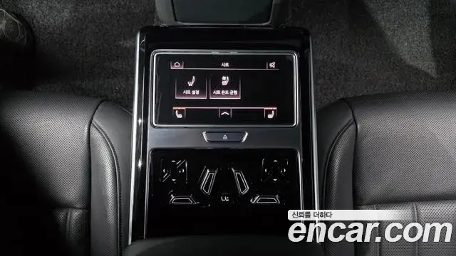 Audi A8 2021 — ფოტო 20/20