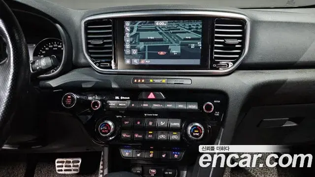Kia Sportage The Bold 2020 — Şəkil 11/20