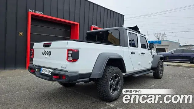 Jeep Gladiator 2021 — Фото 2/20