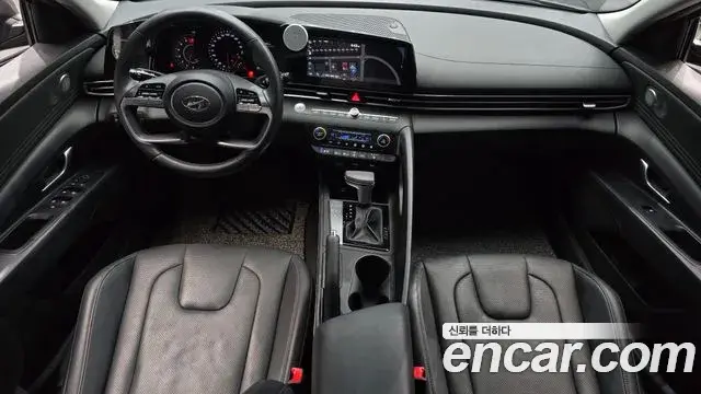 Hyundai The New Avante Hybrid 2020 — Photo 2/30