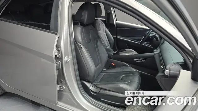 Hyundai The New Avante Hybrid 2020 — Photo 30/30