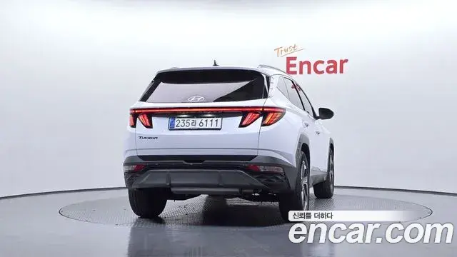 Hyundai Tucson Hybrid 2023 — ფოტო 12/20