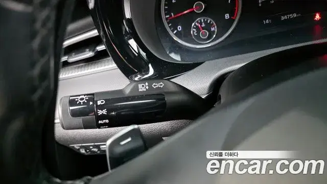 Kia K5 2020 — Şəkil 27/38
