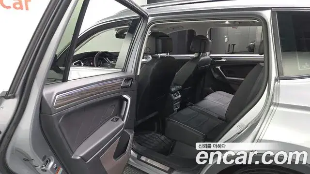 Volkswagen Tiguan Allspace 2022 — Şəkil 14/20