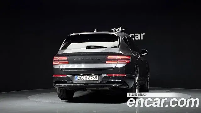 Genesis GV80 2021 — Şəkil 13/32