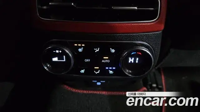 Genesis GV70 2021 — ფოტო 2/33