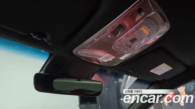 Genesis GV70 2021 — ფოტო 12/33