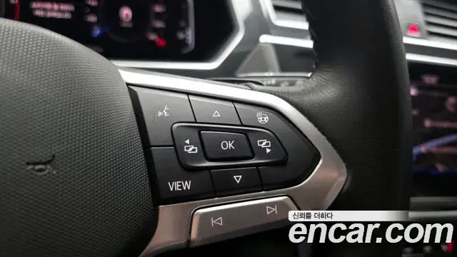 Volkswagen Tiguan 2021 — Şəkil 22/31