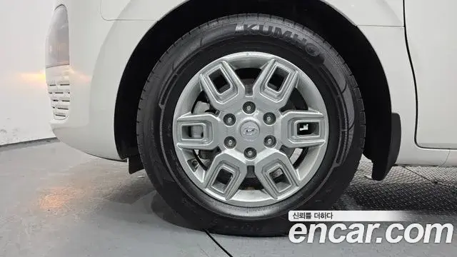 Hyundai Staria 2024 — Şəkil 9/32