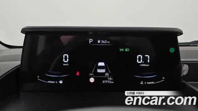 Hyundai Staria 2024 — Şəkil 15/32